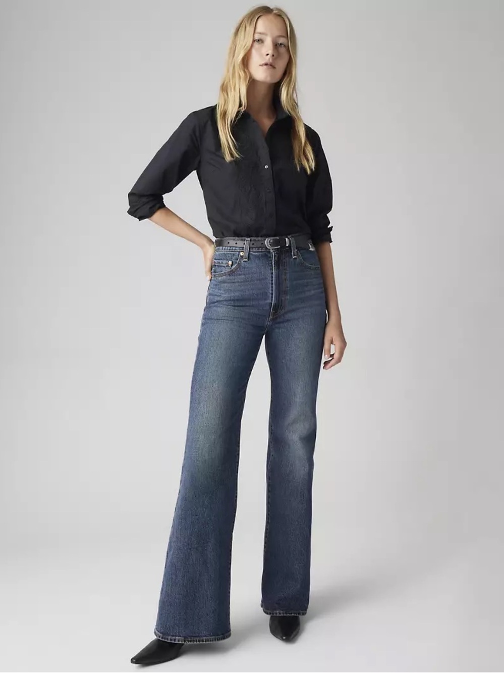 Levi's Ribcage Bell Low Stretch Romantic Story Dark Wash High-Rise Flare Jeans